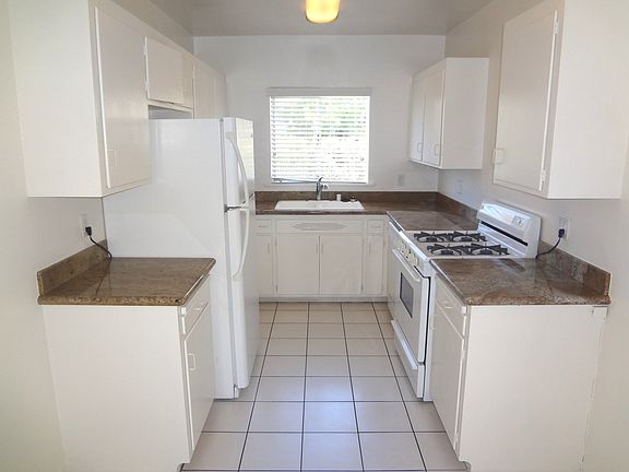 4th image of 1220 Felspar St