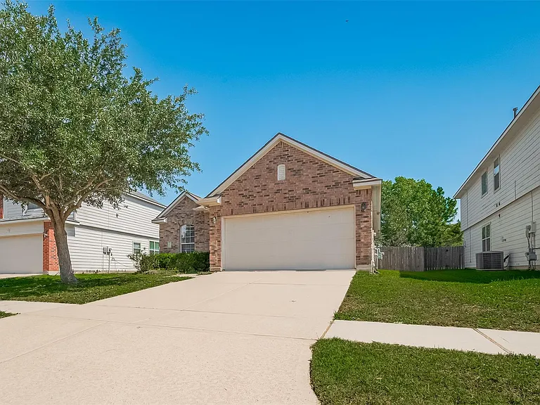 21406 Rioja Bluff Ln — Photo 3