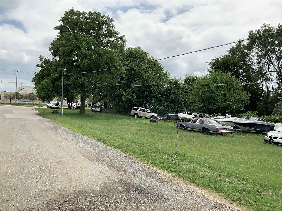 2nd image of 13005 McKinley Hwy