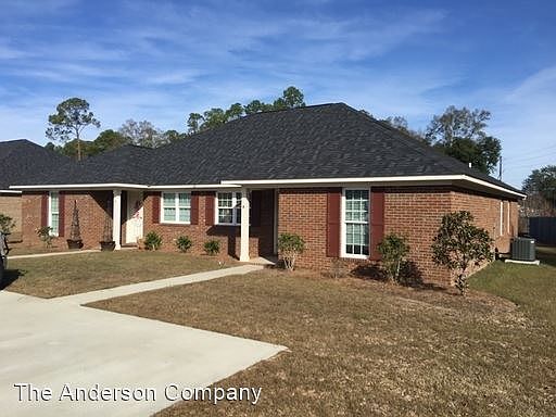 1st image of 117B Magnolia Ave