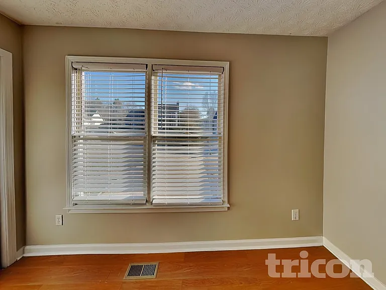 403 Bennett Farms Pl — Photo 10