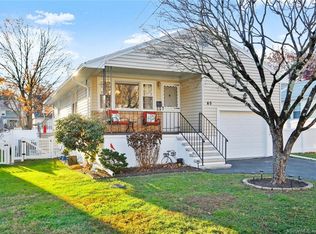 45 Bennett St, Fairfield, CT 06825