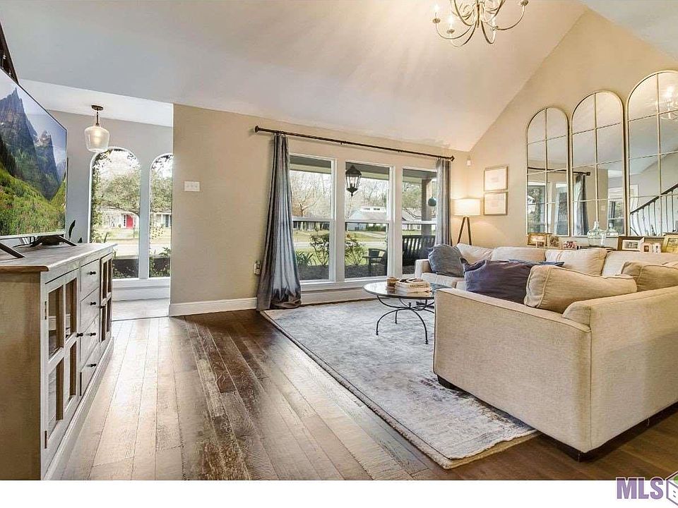 2nd image of 3708 Woodland Ridge Blvd