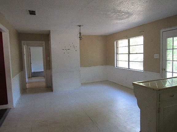 2nd image of 101 Clearview Dr