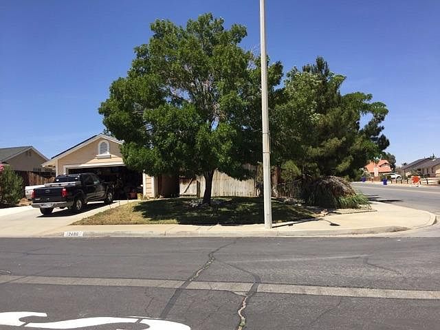 2nd image of 12486 Crestline Rd