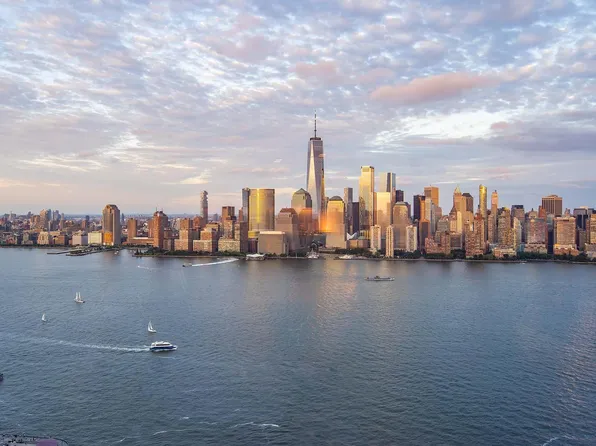 77 Hudson Street image 25 of 28