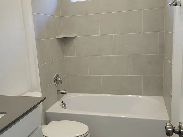 1233 Fox Wing Way — Photo 6