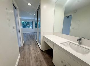 1323 14th St #202, Santa Monica, CA 90404