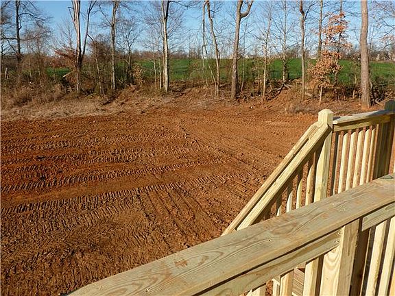 2nd image of 911 Hazelwood Lot 911