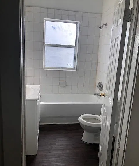 1007 E Lake Ave — Photo 4
