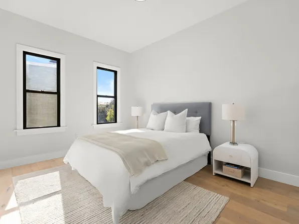 2602 Palisade Avenue image 2 of 13