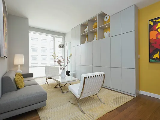 Sold by Sotheby's International Realty | media 1