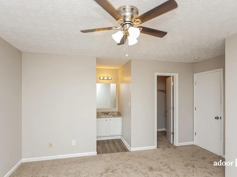 3605 Stephanie Ct — Photo 7