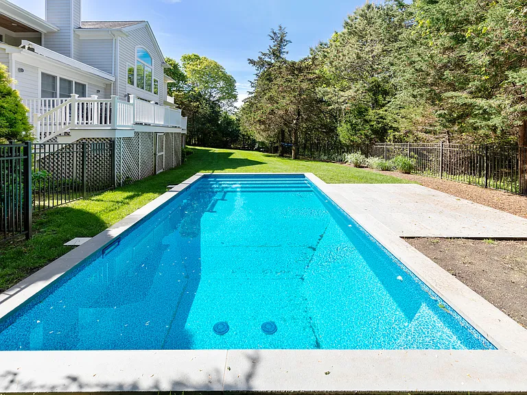 11 Pine Grove Ct — Photo 45