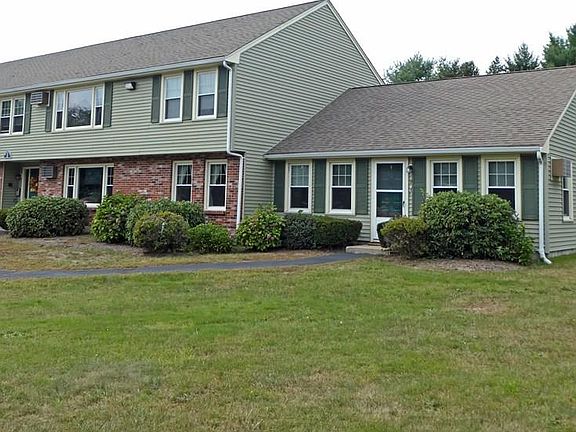 3rd image of 1 Blueberry Dr APT 4