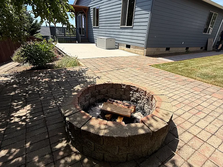 1411 W East Pl — Photo 6