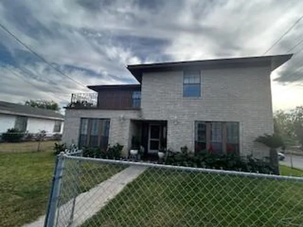 1810 Hoover St, Eagle Pass, TX 78852