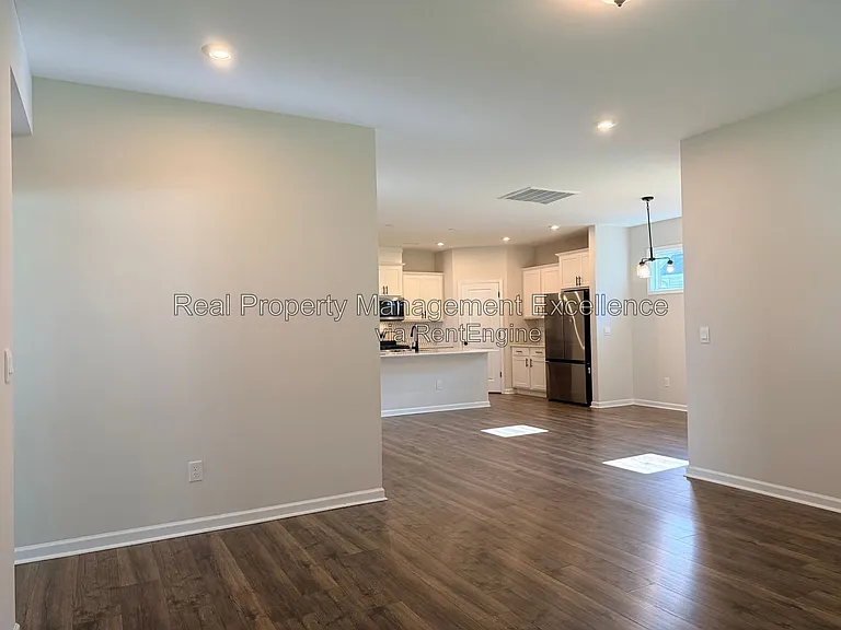 101 Brody Pine Way — Photo 15