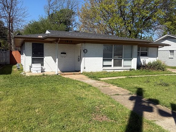 2nd image of 1915 N Oconnor Rd