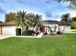 433 Pine Lake Dr, Naples, FL 34112