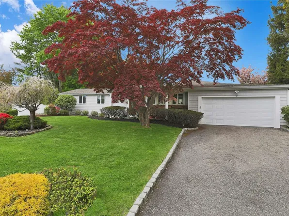 3 Freshman Lane, Stony Brook, NY 11790