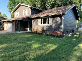 1007 N 18th Ave, Blair, NE 68008