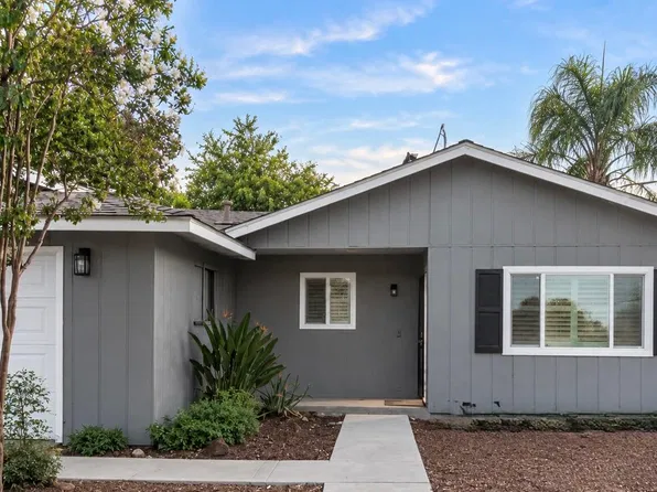 285 Orangewood Avenue, Lindsay, CA 93247