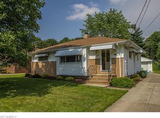 873 High St, Bedford, OH 44146