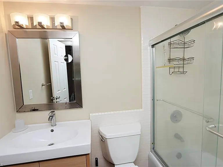 820 Ketch Dr #3 — Photo 16