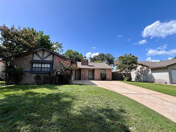 2nd image of 18738 Shannon Glen Ln