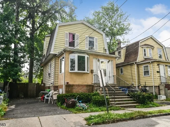 166 3RD St, Englewood City, NJ 07631