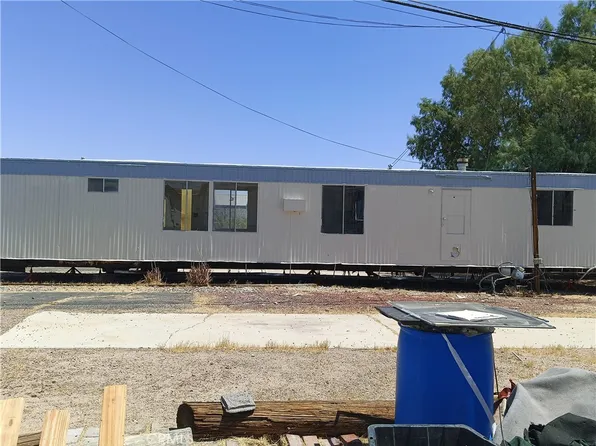 35475 National Trails Hwy APT 25, Daggett, CA 92327