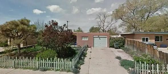 1st image of 118 Alamo Dr