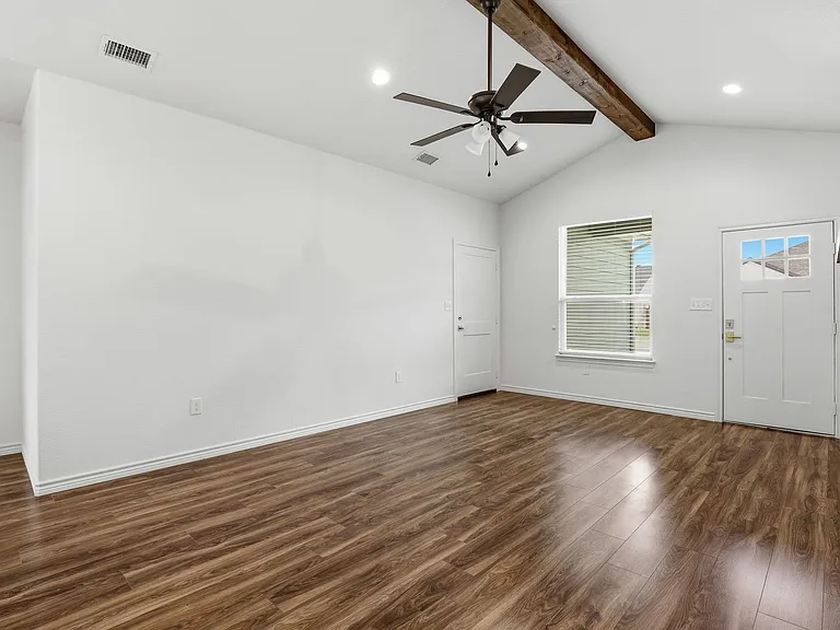 5718 Barkridge Dr — Photo 6