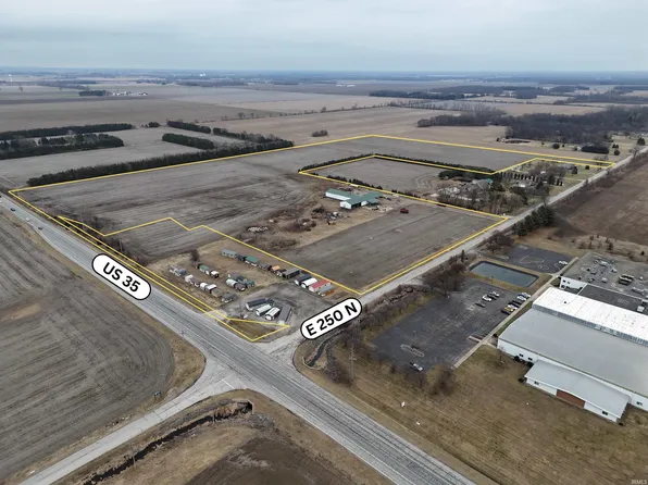 4170 E 250 N, Knox, IN 46534