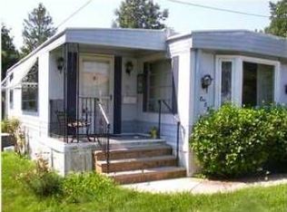 109 Laurel Dr, Highlands, NJ 07732