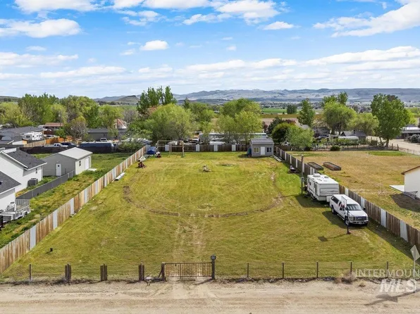 20301 John Ln, Caldwell, ID 83607