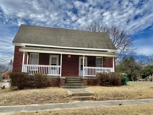 230 Jackson Ave, Greenwood, SC 29646