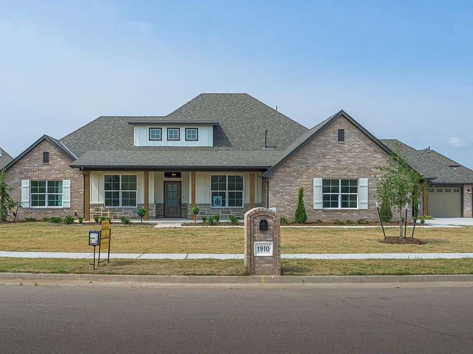 1910 Carmona Lakes Cir, Moore, OK 73160 Zillow