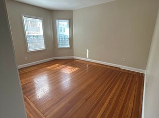 81 Kingsdale St #1, Dorchester Center, MA 02124