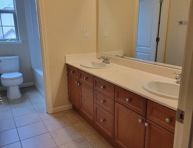 1504 Guzzetti Way — Photo 24