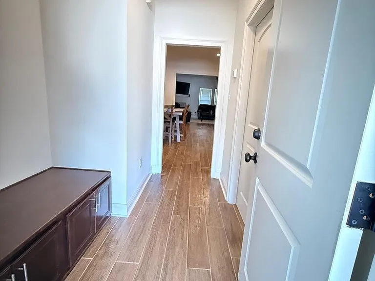 103 Mesquite St — Photo 4