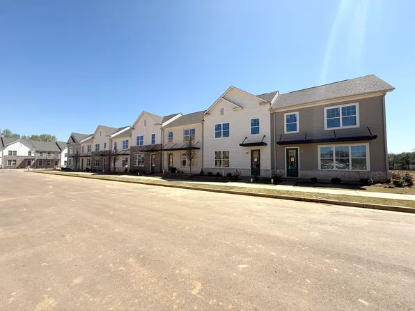 3050 Portage Dr, Bartlett, TN 38135