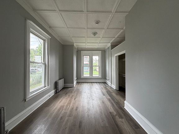3rd image of 147 Prospect St APT 2