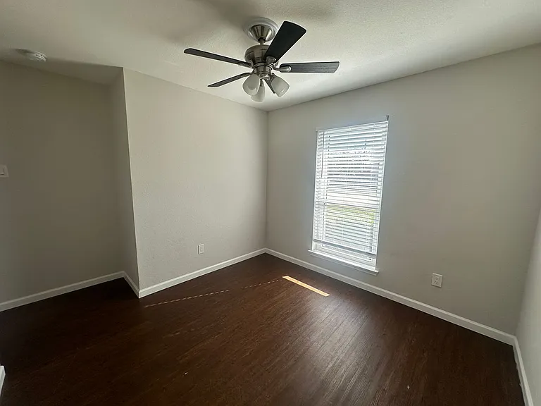7814 Bob White Dr — Photo 14