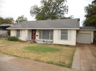 109 Smith St, Burkburnett, TX 76354