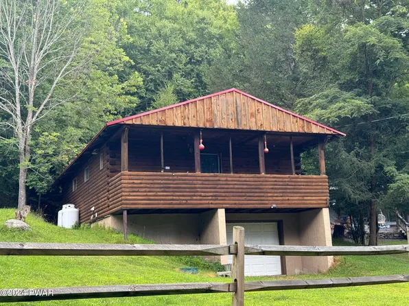 225 Sterling Shore Rd, Lake Ariel, PA 18436