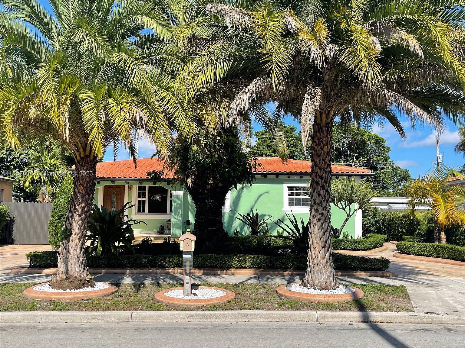 551 E 60th St, Hialeah, FL 33013 Zillow