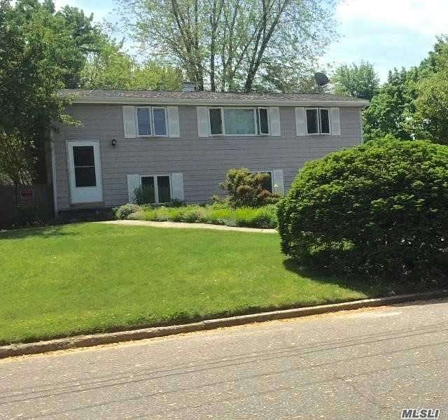 1st image of 19 Badger Ln