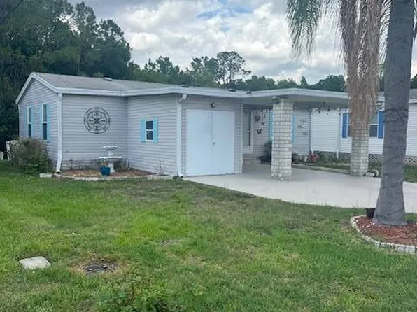 703 Royal Forest Dr, Auburndale, FL 33823